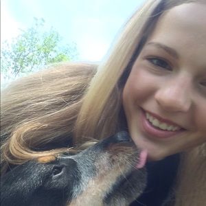 Meet your Posher, Heidi